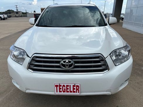 Used 2010 Toyota Highlander Limited w/ Extra Value Pkg 7 FWD image 2