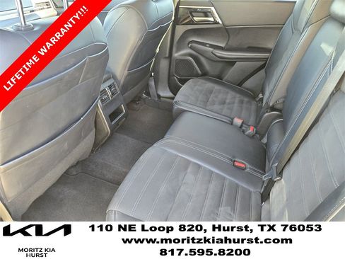 Used 2024 Mitsubishi Outlander SE Black Edition image 29