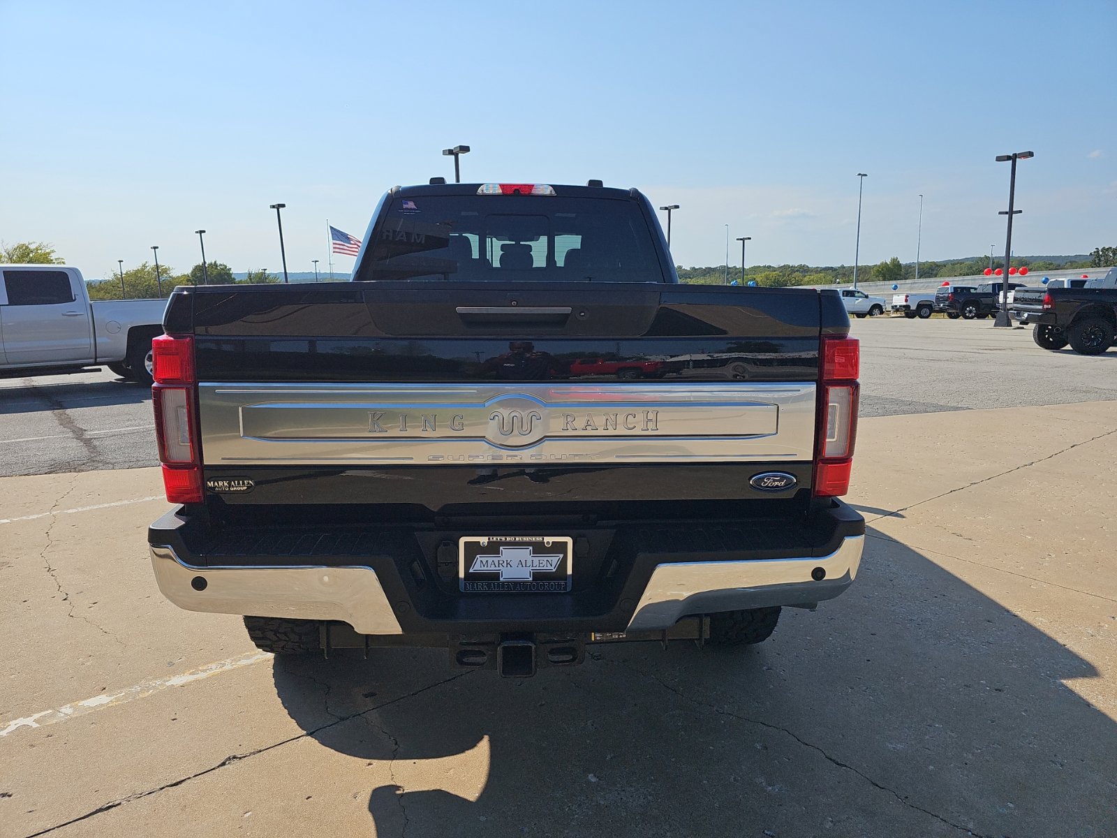 Used 2022 Ford F350 King Ranch w/ King Ranch Ultimate Package AWD/4WD image 6