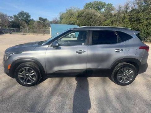 Used 2023 Kia Seltos S image 5