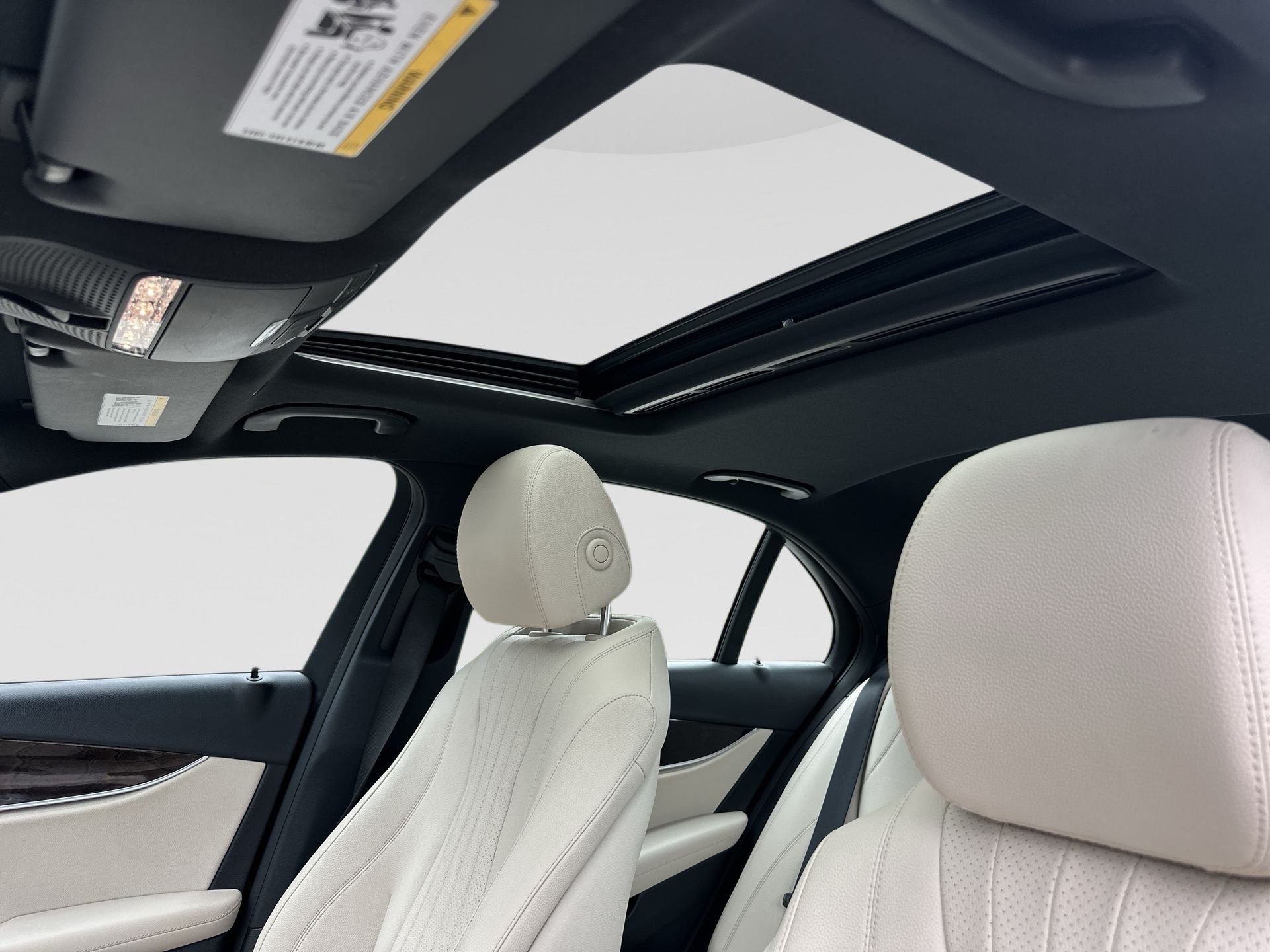 Used 2020 Mercedes-Benz E 350 Sedan image 19