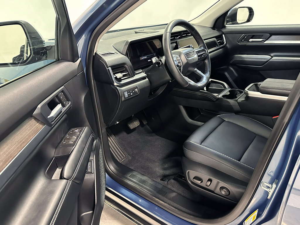 Used 2026 GMC Terrain Denali AWD/4WD image 19
