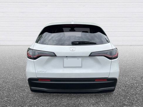 New 2026 Honda HR-V LX image 4