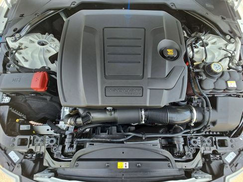 Certified 2024 Jaguar XF R-Dynamic SE RWD image 33