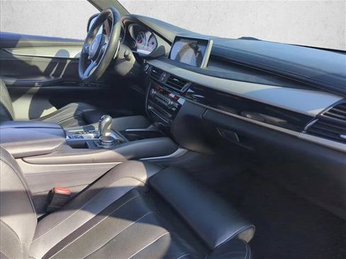 Used 2016 BMW X6 M image 18