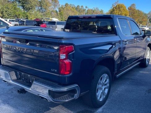 Used 2022 Chevrolet Silverado 1500 LTZ w/ LTZ Premium Package image 4