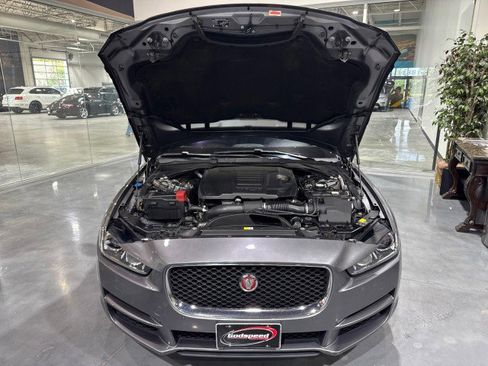Used 2019 Jaguar XE Prestige AWD/4WD image 10
