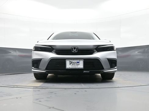 Used 2023 Honda Civic Touring image 27