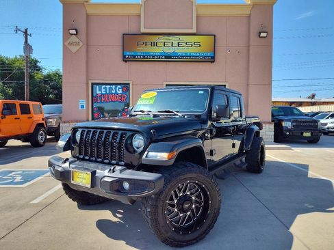 Used 2021 Jeep Gladiator Sport AWD/4WD image 1