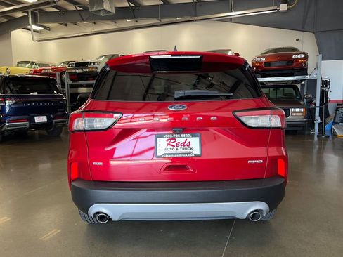 Used 2020 Ford Escape SE image 6