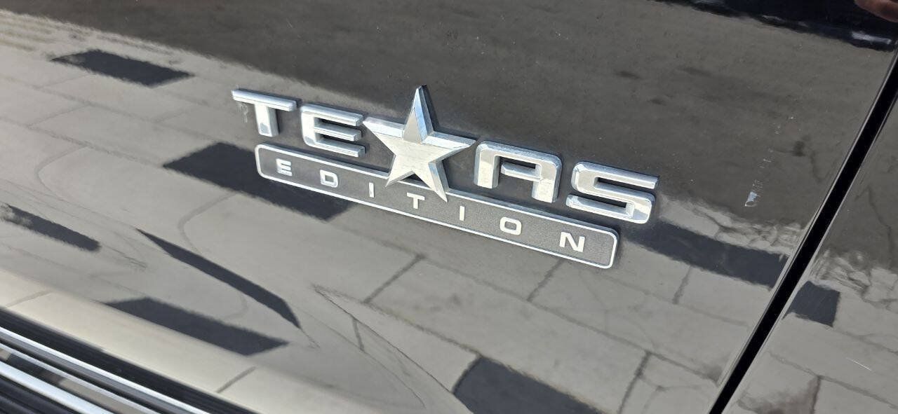 Used 2020 Chevrolet Silverado 1500 LT w/ Texas Edition RWD image 9