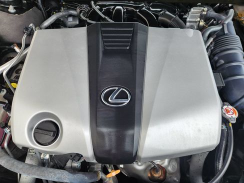 Certified 2024 Lexus ES 350 w/ Premium Package FWD image 32