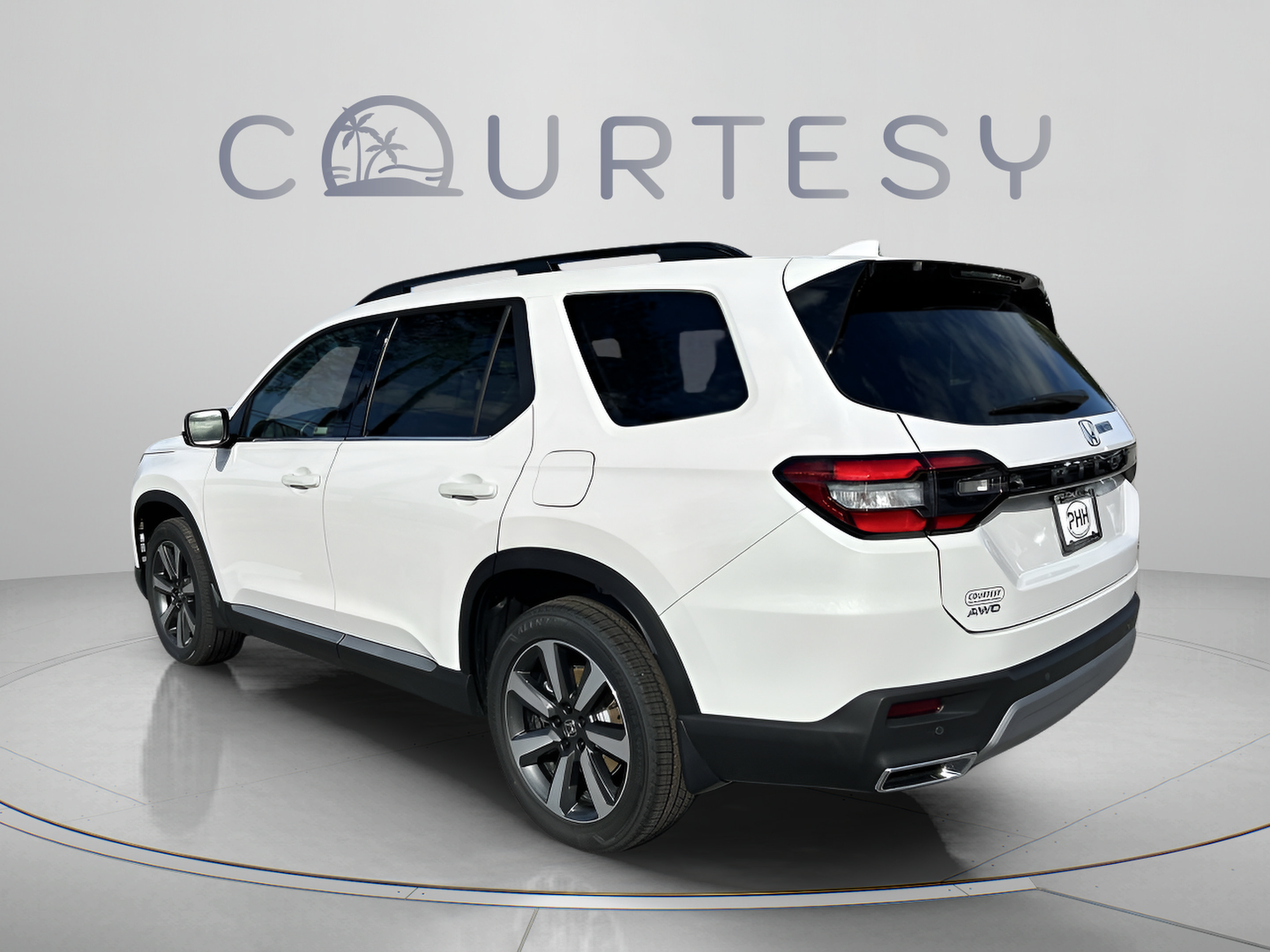 Used 2024 Honda Pilot Touring image 5