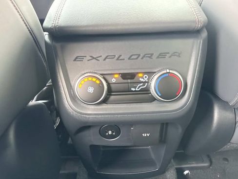New 2026 Ford Explorer Active w/ Active Comfort Package image 18
