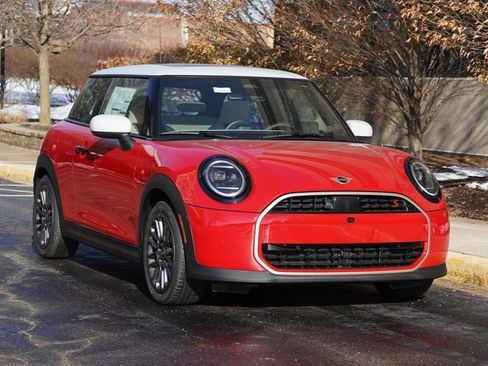 New 2026 MINI Cooper S image 1