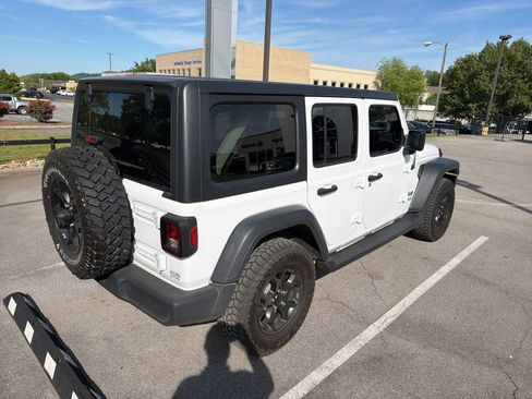Used 2020 Jeep Wrangler Unlimited Sport S AWD/4WD image 4