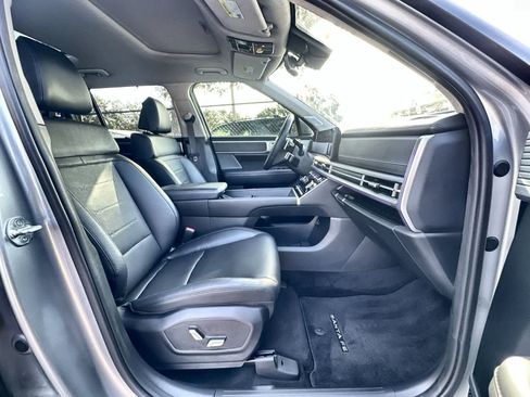 Used 2024 Hyundai Santa Fe Limited image 14