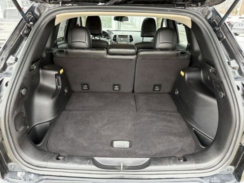 Used 2016 Jeep Cherokee Limited image 26