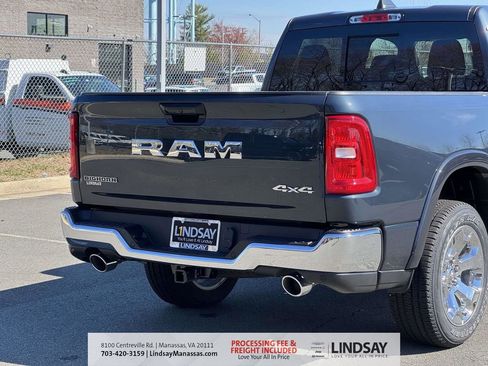 New 2026 RAM 1500 4x4 Crew Cab image 10