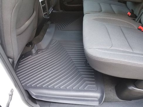 Used 2024 RAM 1500 Big Horn AWD/4WD image 14