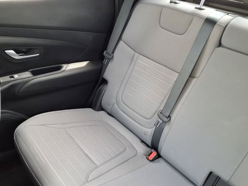 Used 2023 Hyundai Santa Cruz SEL Premium AWD/4WD image 23