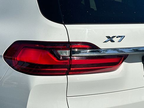 Used 2020 BMW X7 xDrive40i w/ Premium Package image 29