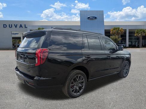 New 2025 Ford Expedition Platinum w/ Stealth Performance Package AWD/4WD image 4