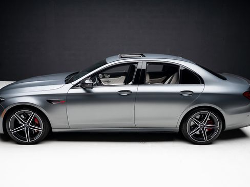 Used 2021 Mercedes-Benz E 63 AMG S image 17