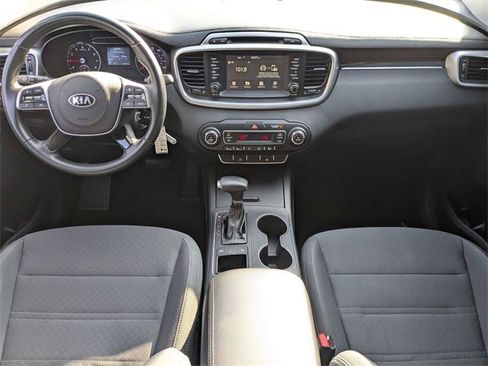 Used 2019 Kia Sorento LX w/ Option Group 020 image 17