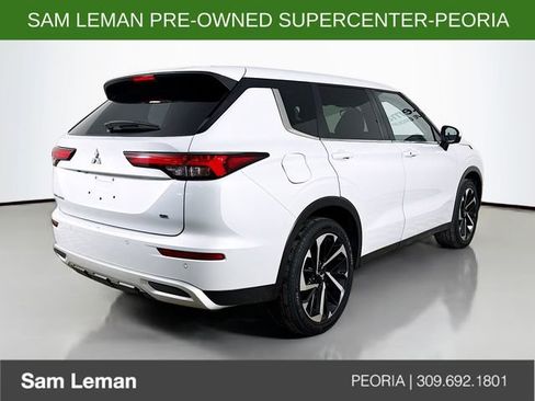 Used 2024 Mitsubishi Outlander SE image 7