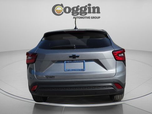 New 2026 Chevrolet Trax LS image 5