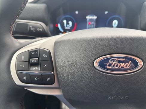 New 2026 Ford Explorer Active w/ Active Comfort Package image 20