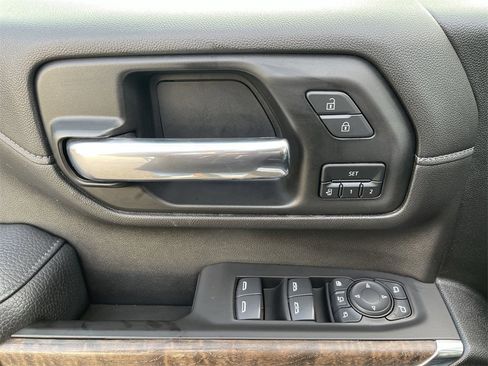 Used 2021 GMC Sierra 3500 Denali w/ Denali Ultimate Package image 24