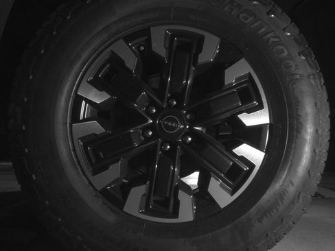 Used 2023 Nissan Frontier Pro-X w/ Pro Convenience Package image 13