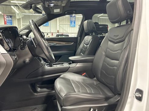 Used 2023 Cadillac XT6 Sport w/ Platinum Package AWD/4WD image 11