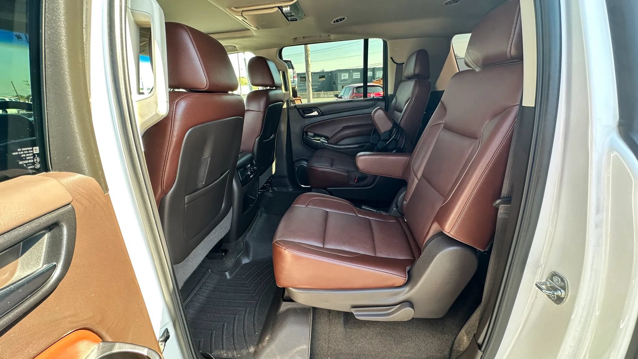 Used 2016 Chevrolet Suburban LTZ AWD/4WD image 13