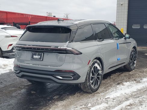 New 2026 Lincoln Nautilus Reserve image 4