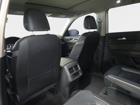 Used 2021 Volkswagen Atlas SEL Premium AWD/4WD image 16
