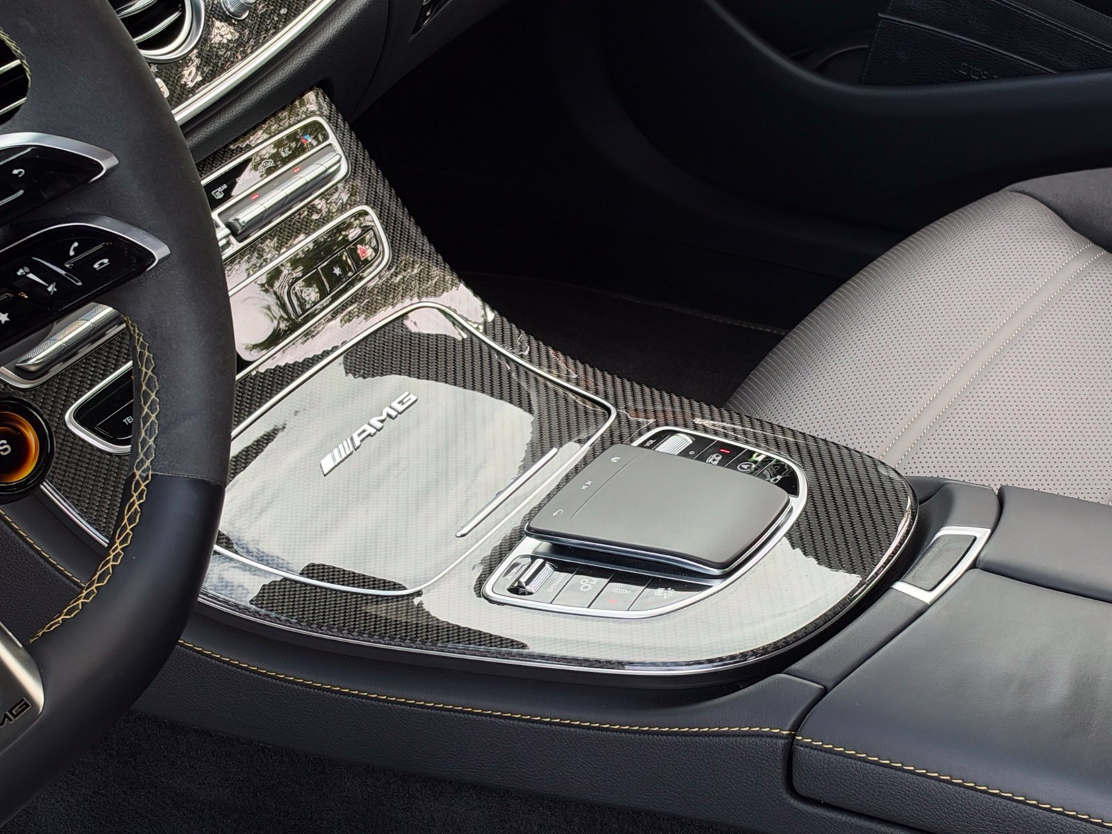 Used 2023 Mercedes-Benz E 63 AMG S image 38