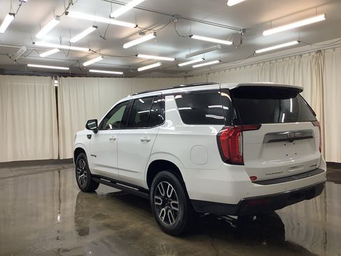 Used 2023 GMC Yukon AT4 AWD/4WD image 8