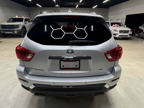 Used 2020 Nissan Pathfinder S AWD/4WD image 12