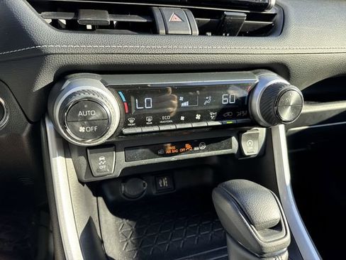Used 2024 Toyota RAV4 XLE image 27