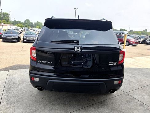Used 2021 Honda Passport Touring image 6