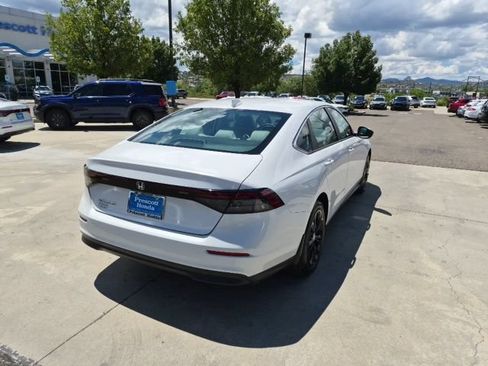 Certified 2025 Honda Accord LX image 13