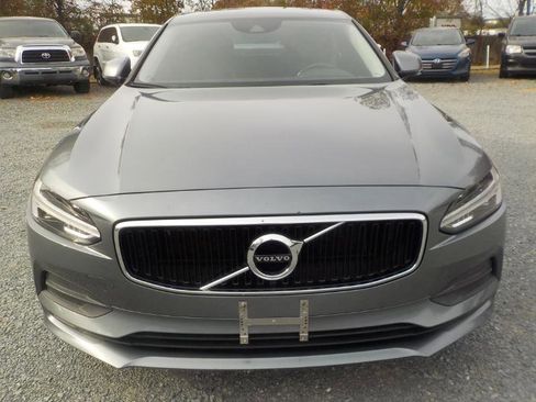 Used 2018 Volvo S90 T5 Momentum image 8
