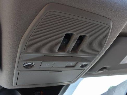 New 2025 Nissan Kicks SV w/ SV Premium Package image 40