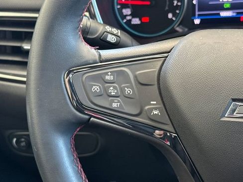 Used 2023 Chevrolet Equinox RS FWD image 35