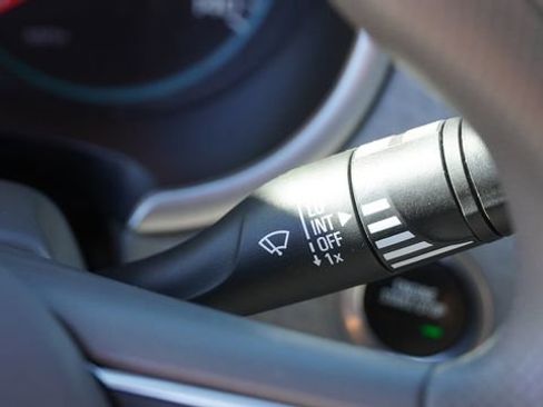 Used 2024 Chevrolet Malibu LT image 30