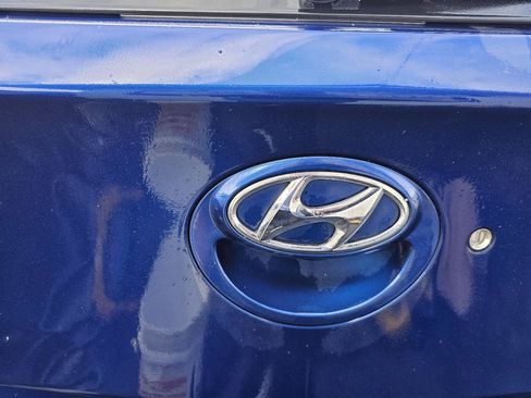 Used 2015 Hyundai Accent GS FWD image 16