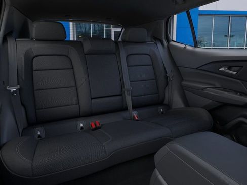 New 2026 Chevrolet Equinox EV LT image 17